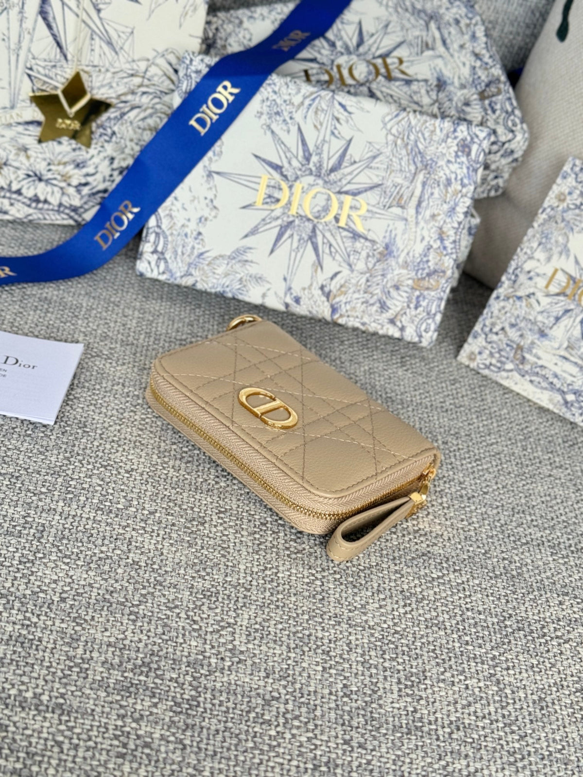 DIOR CARO SCARLET WALLET 11 IN BEIGE MACROCANNAGE CALFSKIN